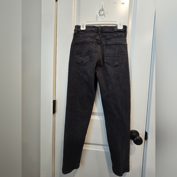 American Eagle High Rise Jeans - Picture 2 of 3